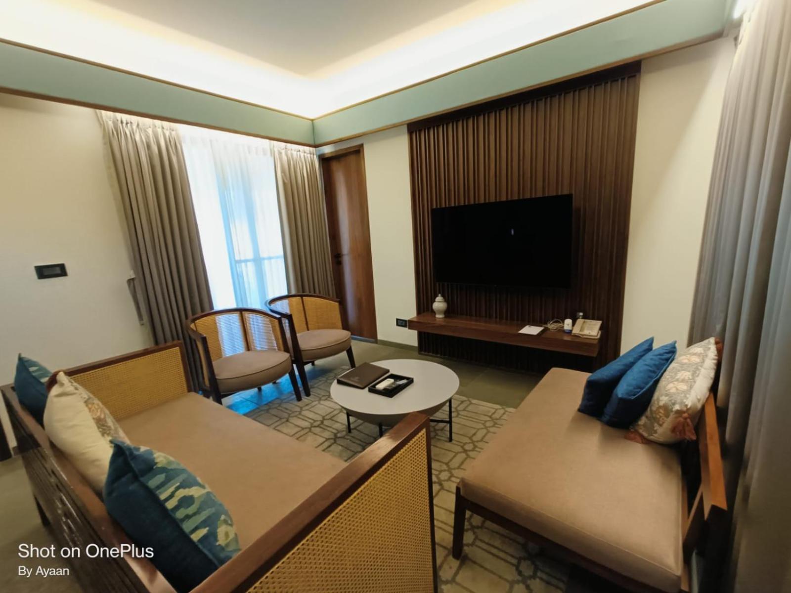 The Golkonda Resort And Spa ไฮเดอราบัด ภายนอก รูปภาพ