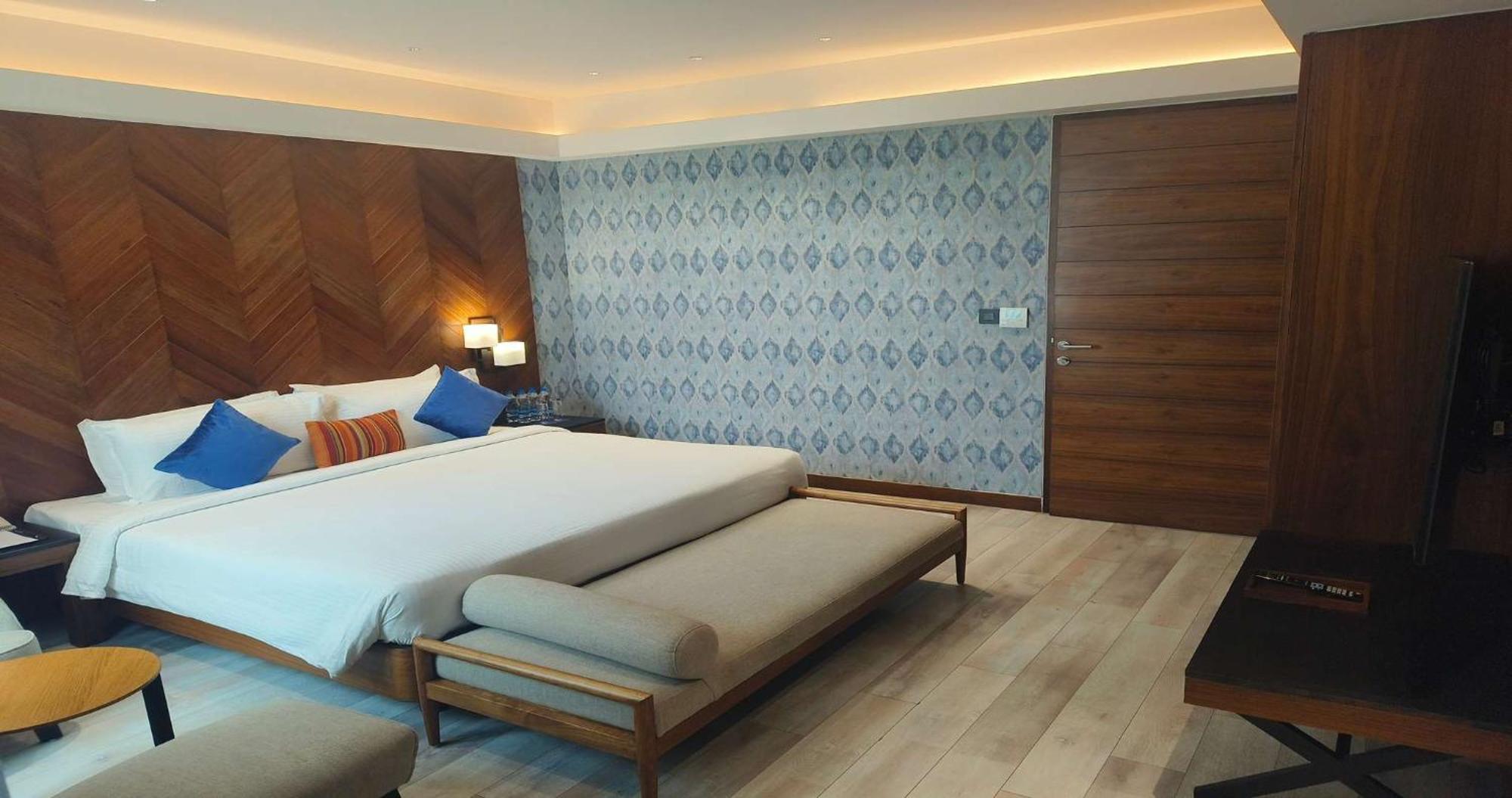 The Golkonda Resort And Spa ไฮเดอราบัด ภายนอก รูปภาพ